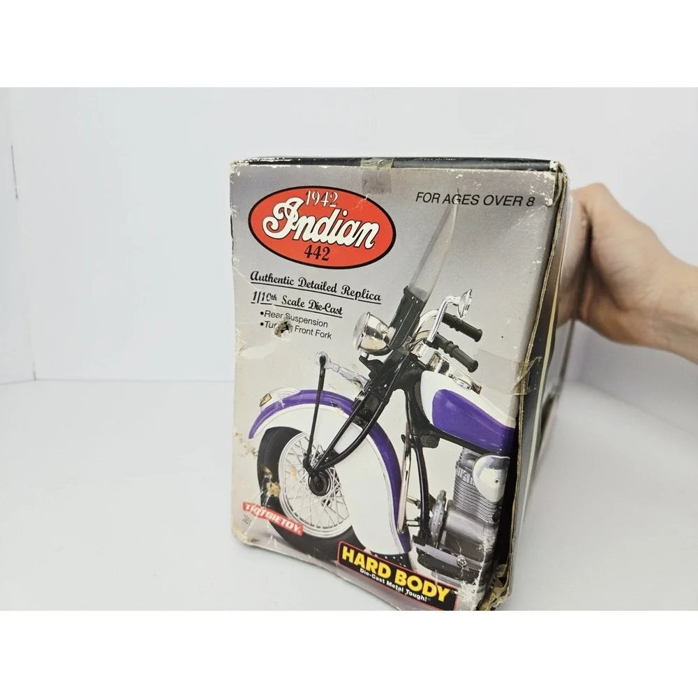 1942 Indian Motorcycle Die Cast 1/10‎ Strombecker 1996 model